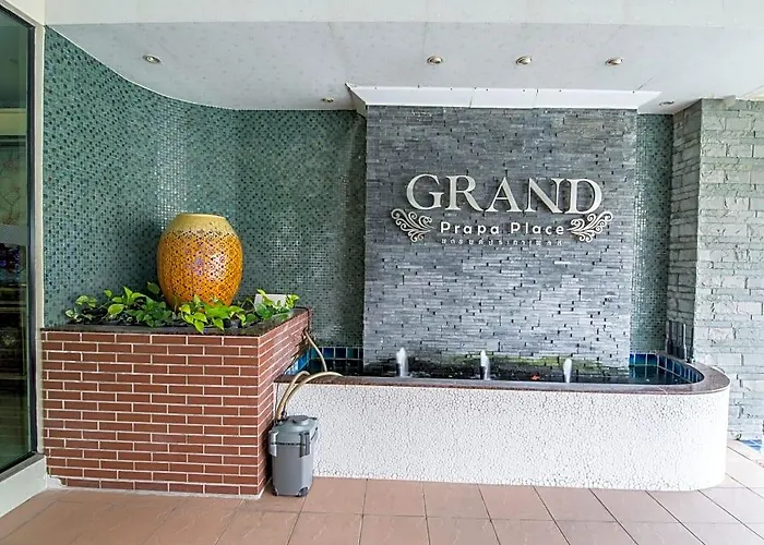Отель Grandprapa Place 3*