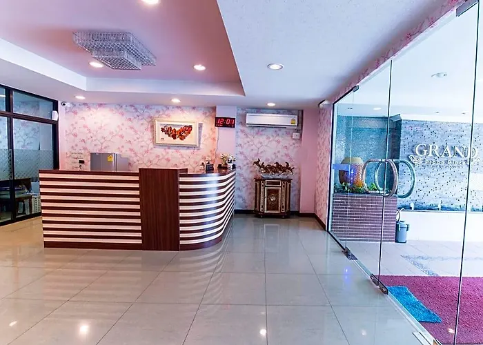 Grandprapa Place 3* Бангкок