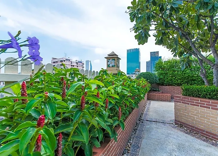 Grandprapa Place 3* Бангкок