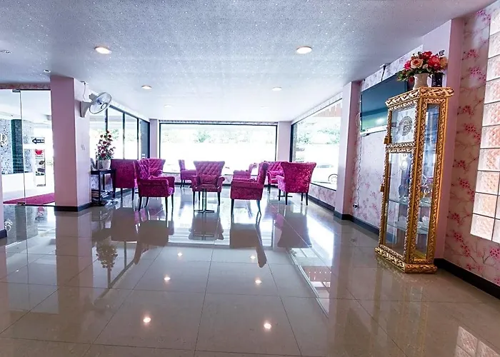 Grandprapa Place Отель 3*