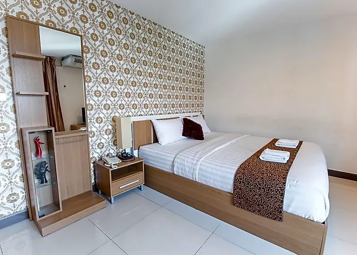 Grandprapa Place 3* Бангкок